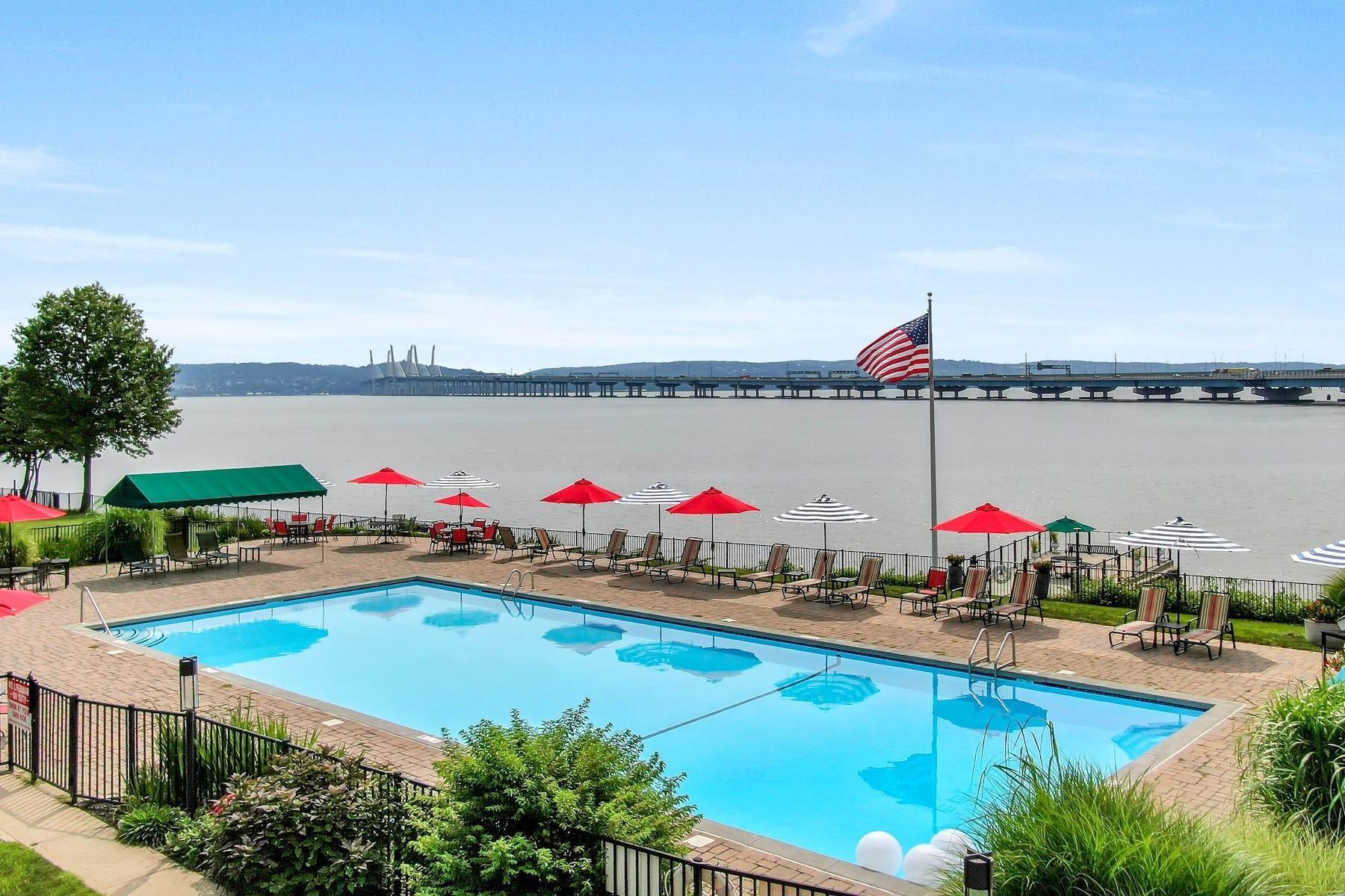 30. Co-op Properties for Sale at Resort Style Living 4 Salisbury Point, Unit LB South Nyack, New York 10960 United States