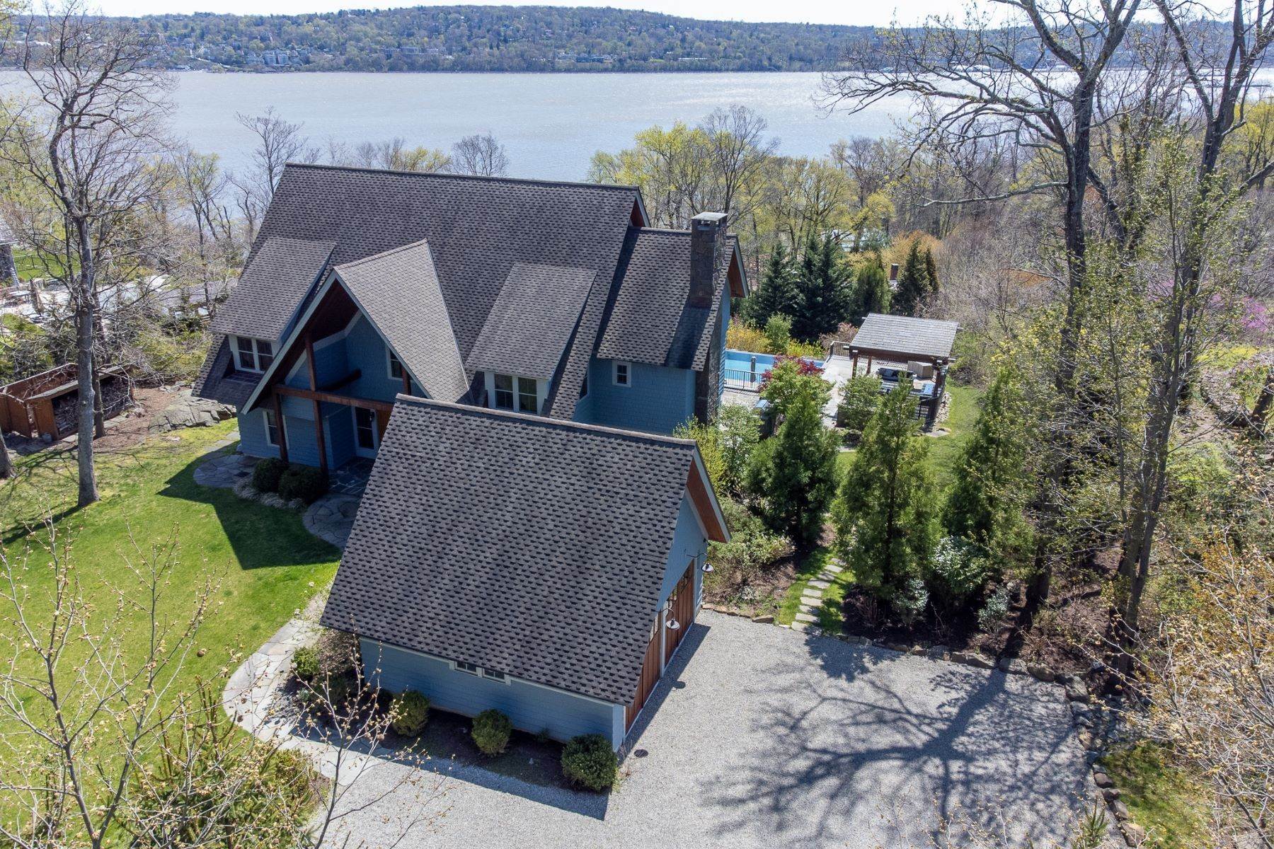 1. Single Family Homes for Sale at Snedens Landing River View Contemporary 49 Woods Road Palisades, New York 10964 United States