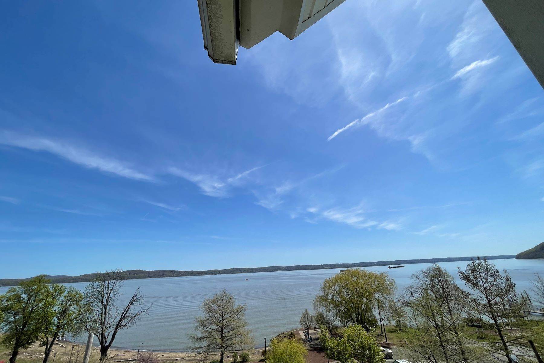 5. Multi-Family Homes for Sale at Hudson River View Multi-Family 9 First Street Haverstraw, New York 10927 United States