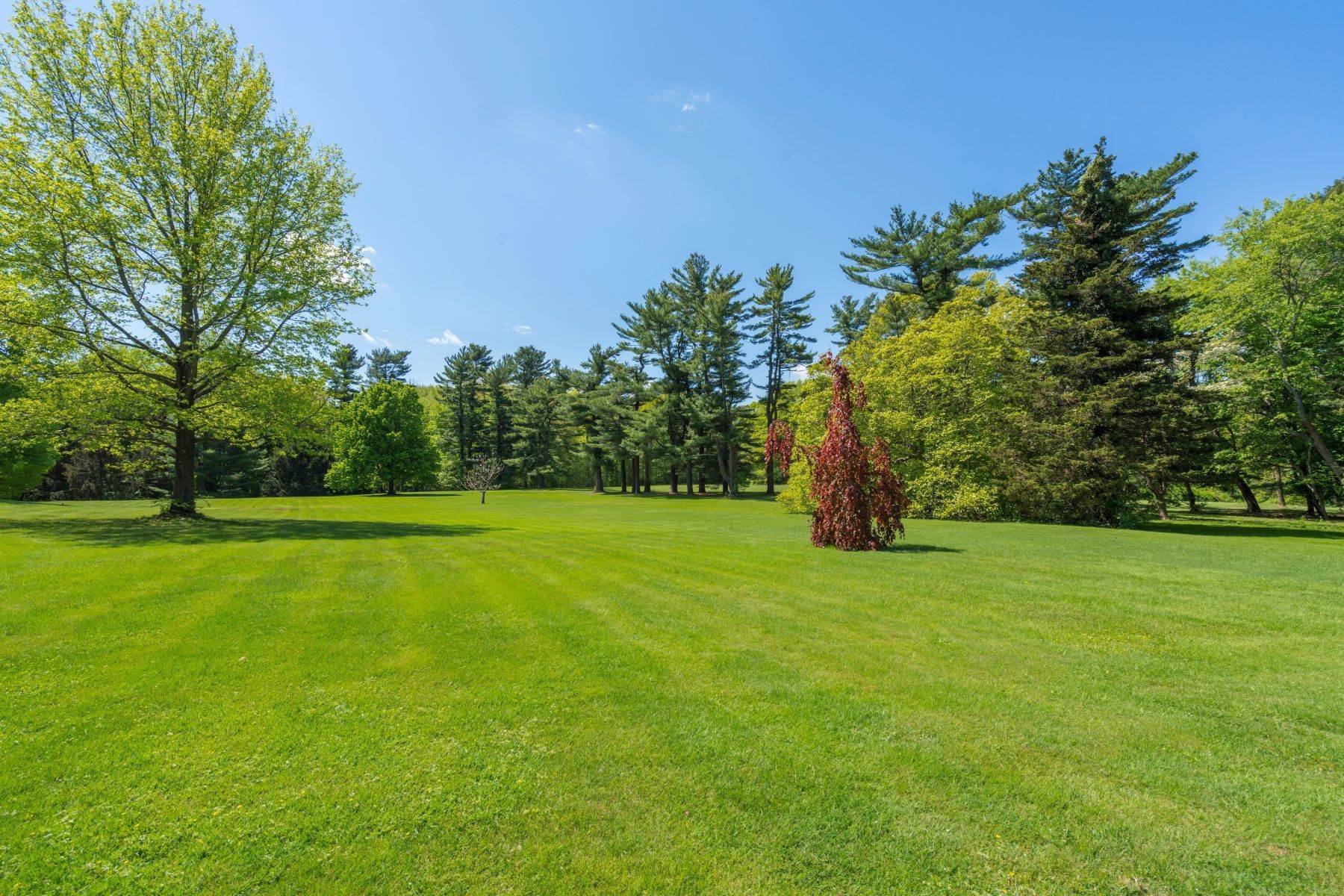 Land for Sale at 72 Post Road, Old Westbury, NY, 11568 72 Post Road Old Westbury, New York 11568 United States