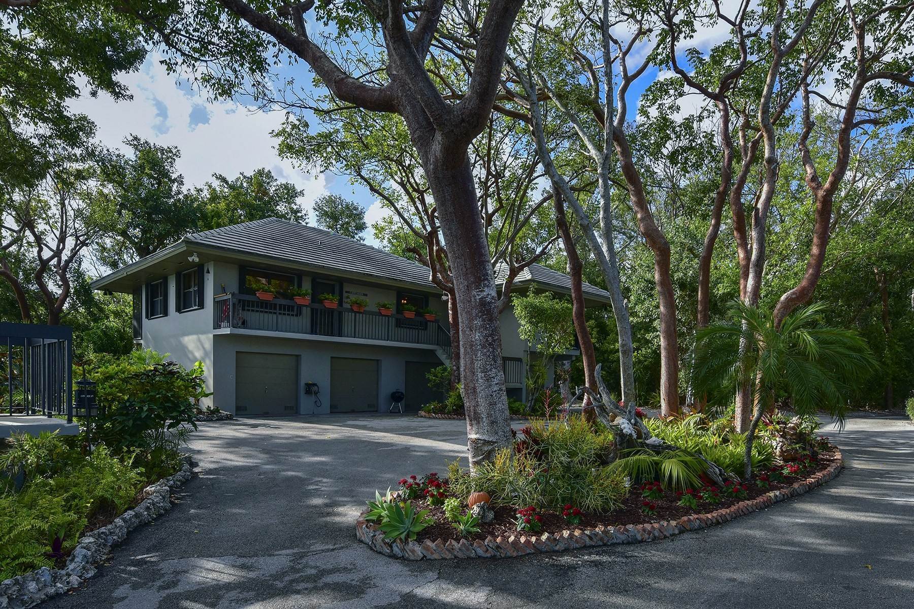 21. Property for Sale at Pumpkin Key - Private Island, Key Largo, FL Pumpkin Key - Private Island Key Largo, Florida 33037 United States