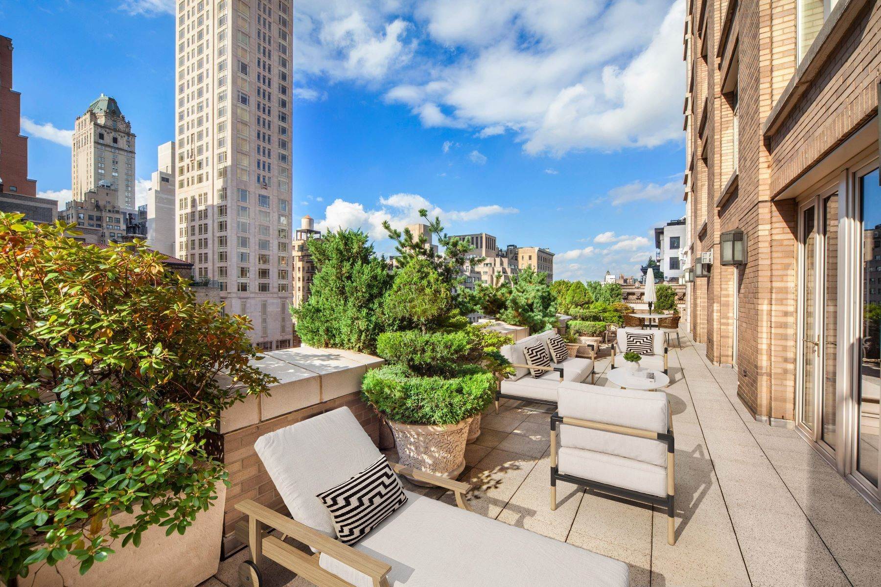 Condominiums for Sale at Spectacular Terraces on Park Avenue 515 Park Avenue, 15/16 New York, New York 10022 United States