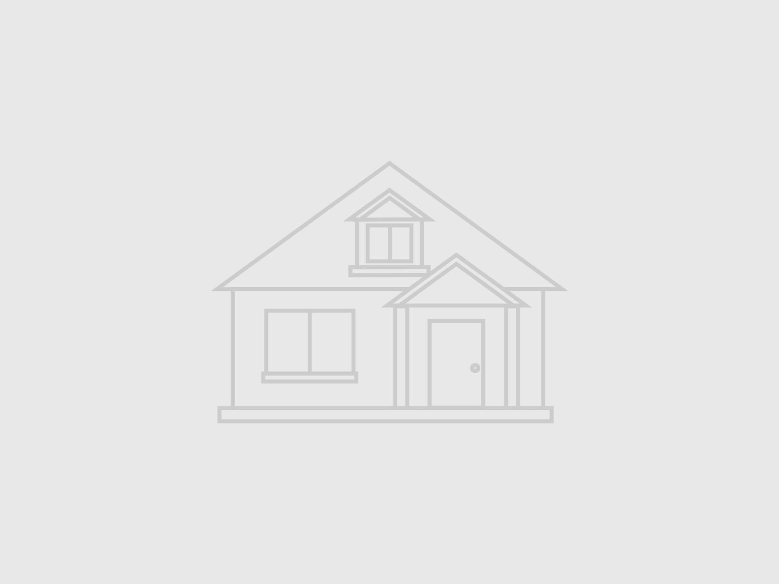 Duplex Homes for Sale at 200 83rd Street #PH-C New York, New York 10028 United States